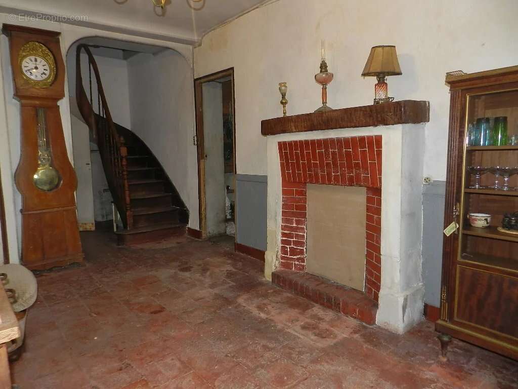 Maison à SAINT-PIERRE-SUR-DIVES