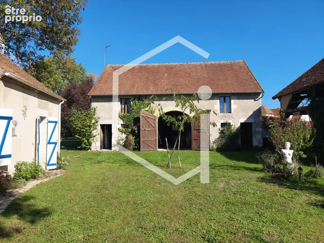 Authentique propriété de caractère avec granges, dépendances et pré clôturé - photo 25
