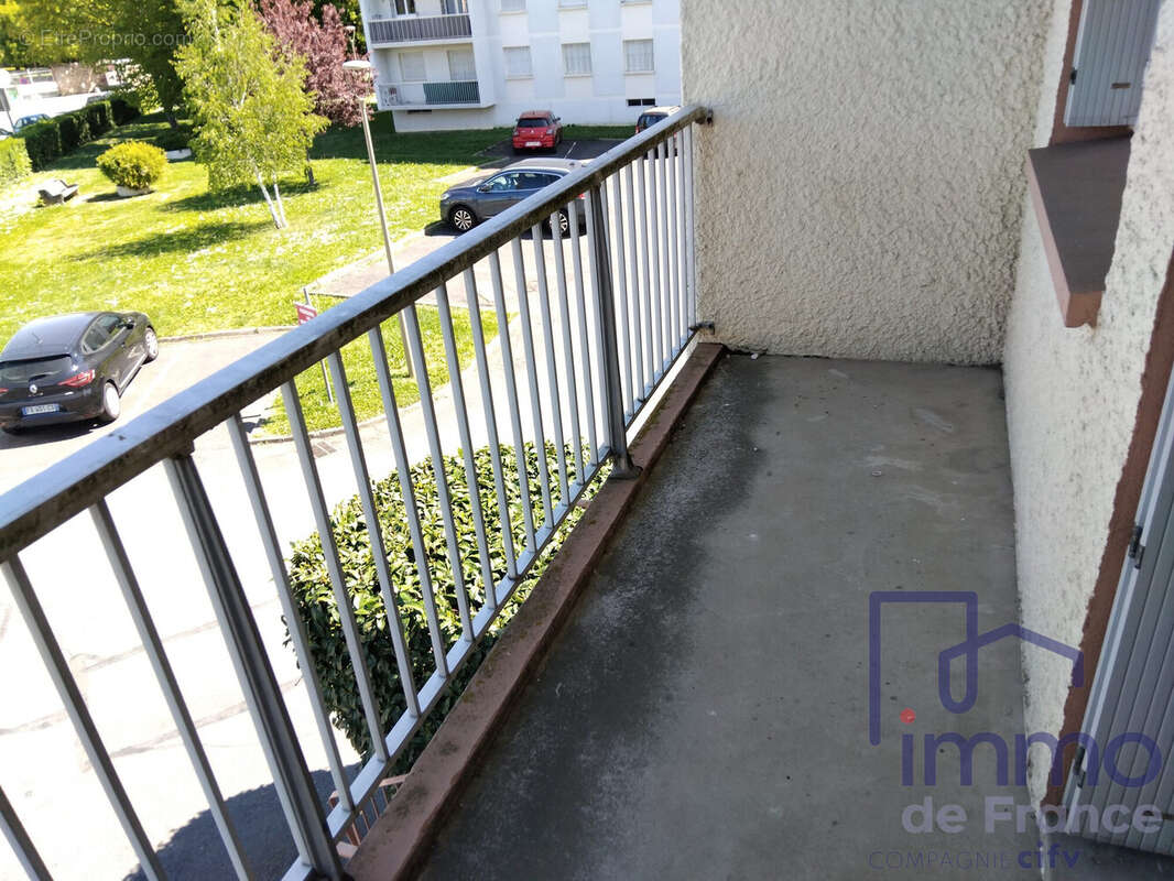Appartement à BRIVES-CHARENSAC