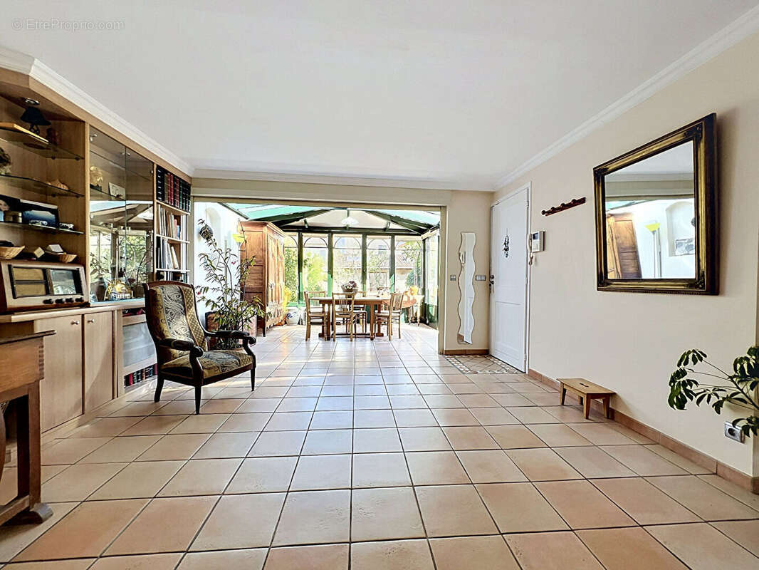 Maison à NANTERRE