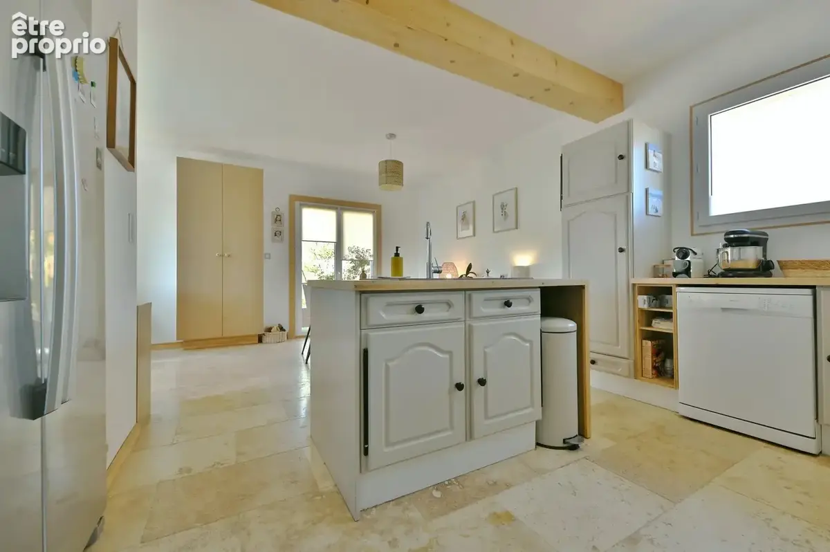 Maison méridionale de 230 m² avec maison d’invités, piscine et jardin dans Uzès - photo 12