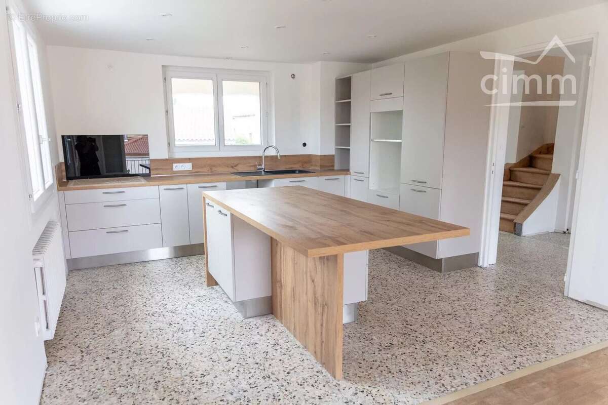 Maison à MARGERIE-CHANTAGRET