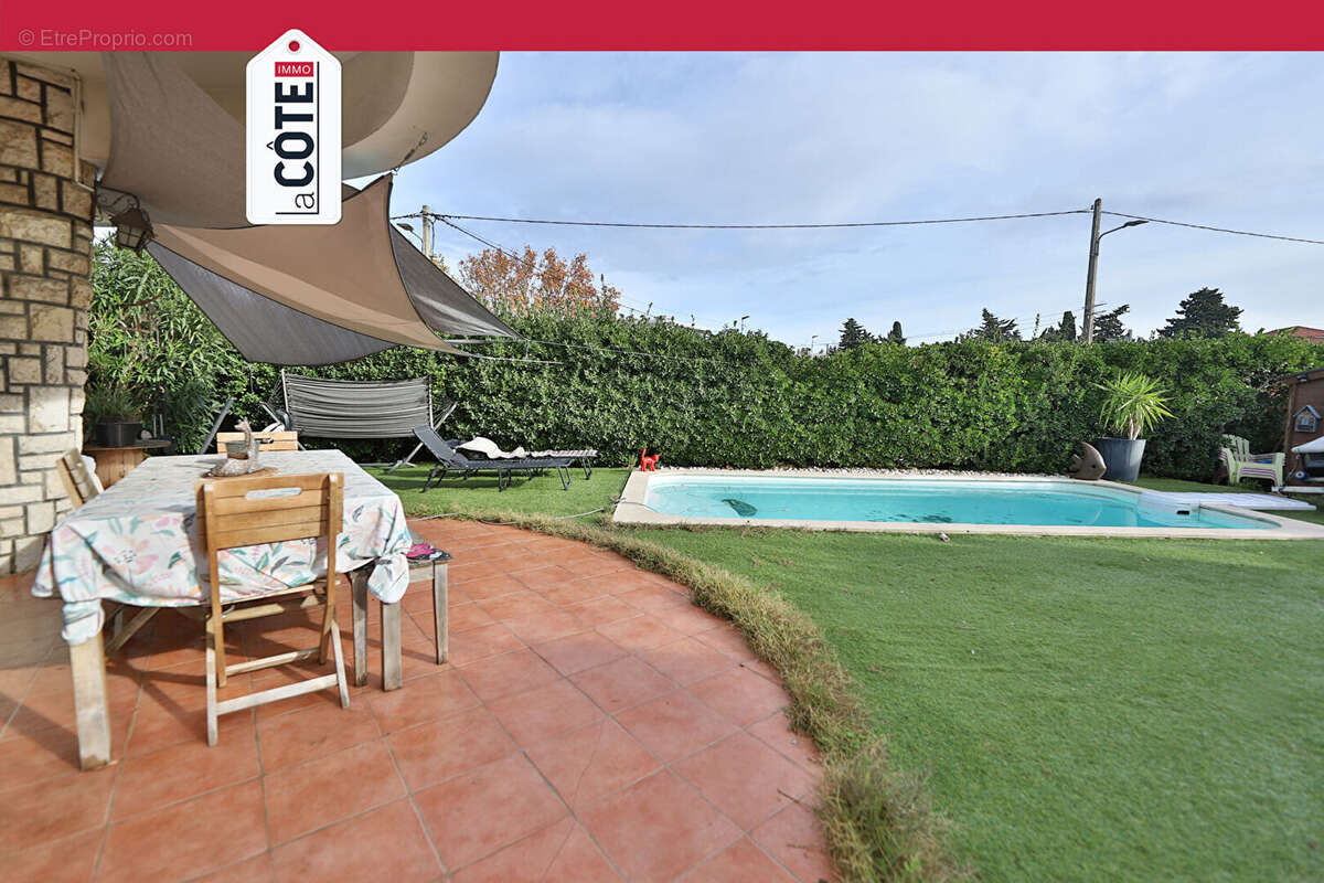 Maison à CHATEAUNEUF-LES-MARTIGUES