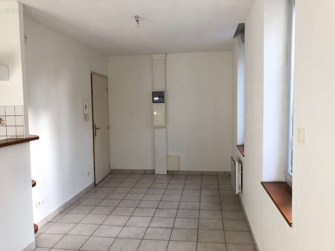 Appartement à SAINT-SULPICE-SUR-LEZE