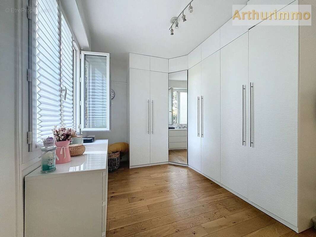 Maison à LIMEIL-BREVANNES