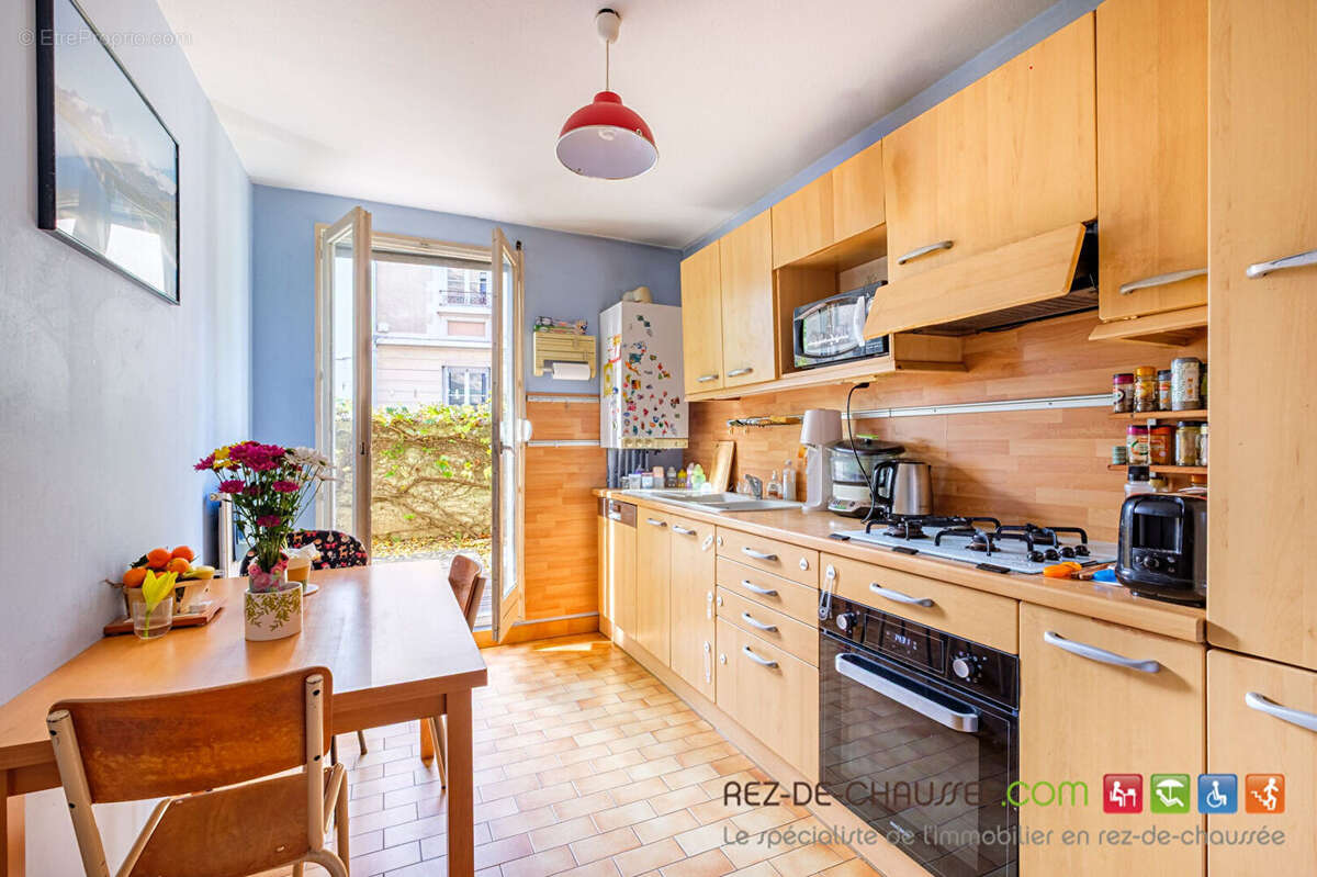 Appartement à LYON-8E