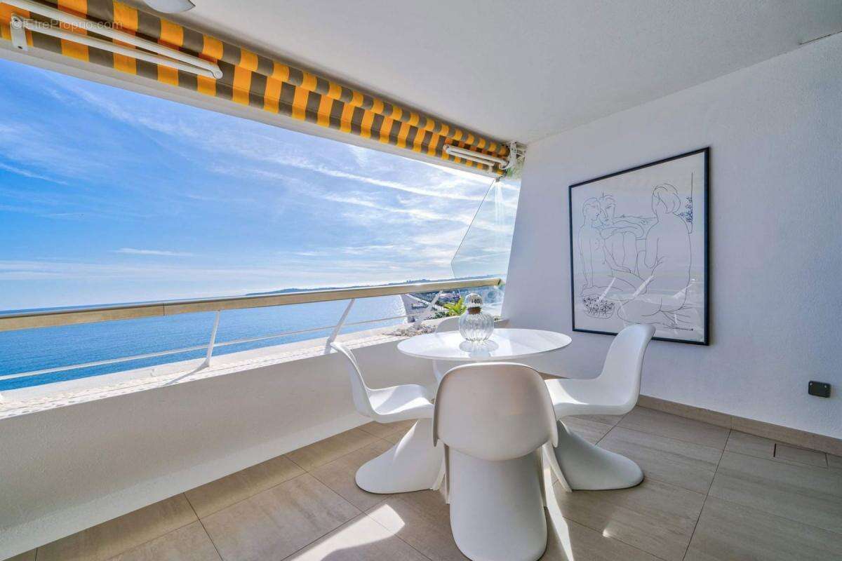 Appartement à VILLENEUVE-LOUBET