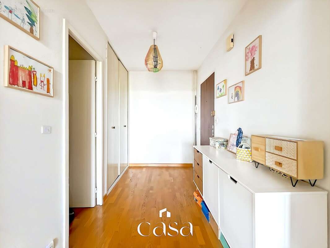 Appartement 85 m² à Caen  - photo 5