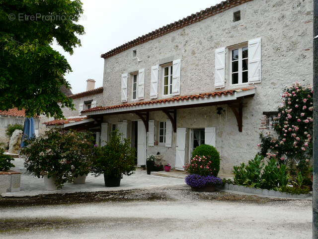 Ensemble de carractere - photo 53