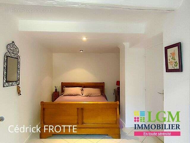 Maison à MONTELIMAR