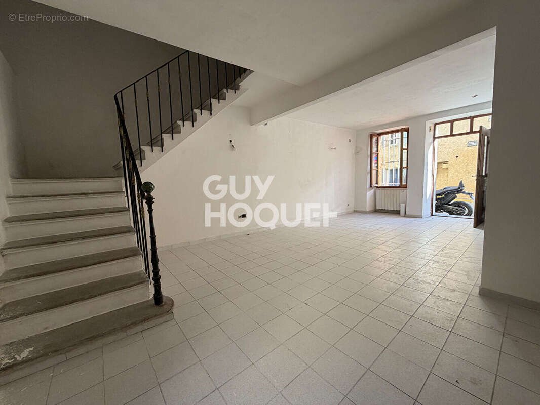 Maison à CAUMONT-SUR-DURANCE