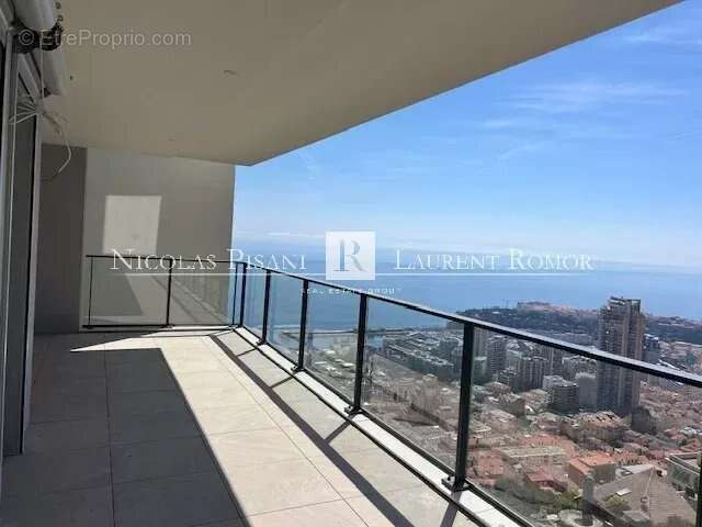 Appartement à BEAUSOLEIL