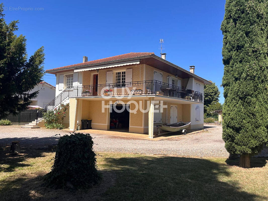 Maison à VERDUN-SUR-GARONNE