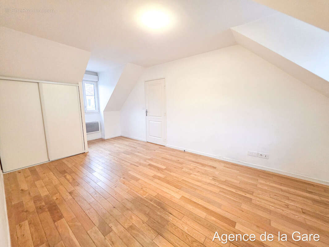 Appartement à MAISONS-LAFFITTE