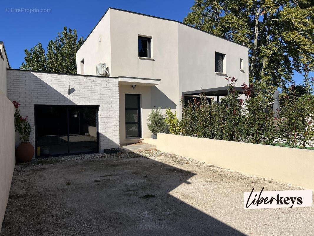 Maison à AVIGNON