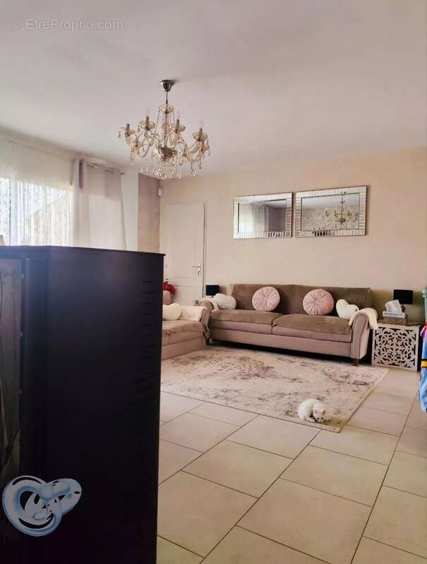 Maison de plain-pied 100 m² REVEST DU BION 04 - photo 3