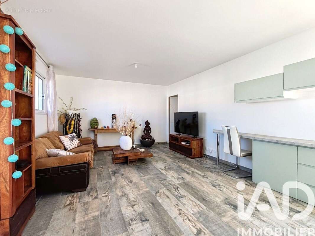 Photo 3 - Maison à LE PERRIER