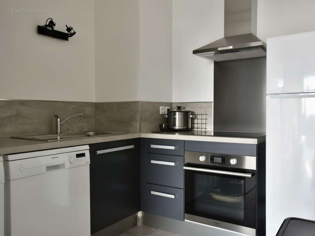 Cuisine T2 - Appartement à LA GARDE