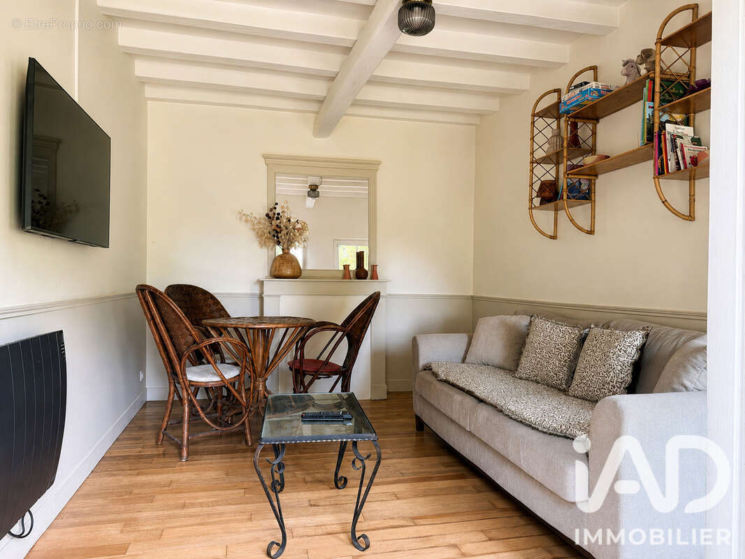 Maison 114 m² à Fatouville-Grestain  - photo 7