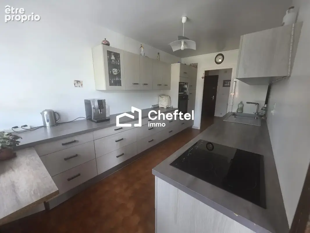 Appartement 5 pièces 90 m² à vendre à Cluses (74300) - photo 2