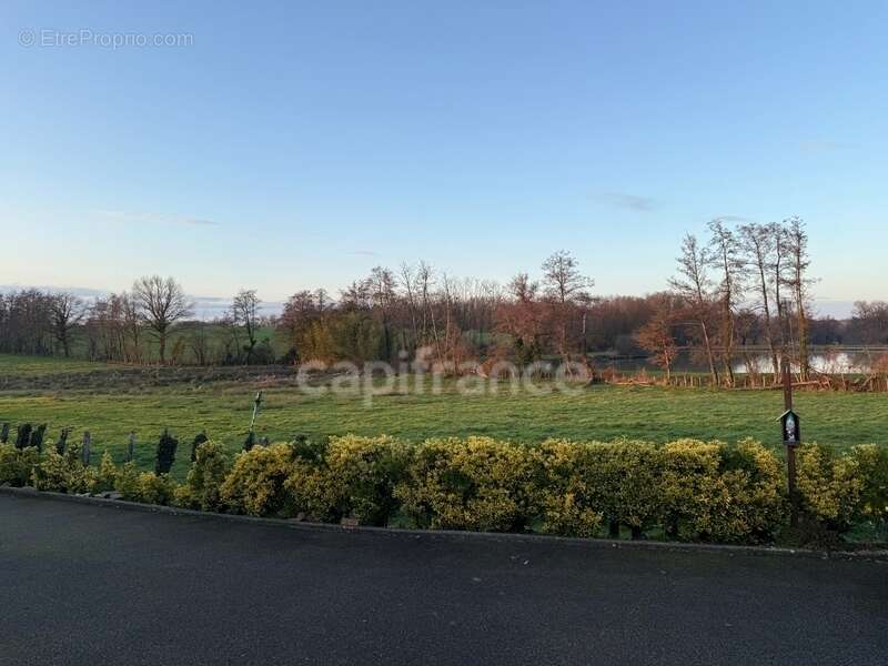 Maison à SAINT-BENIGNE