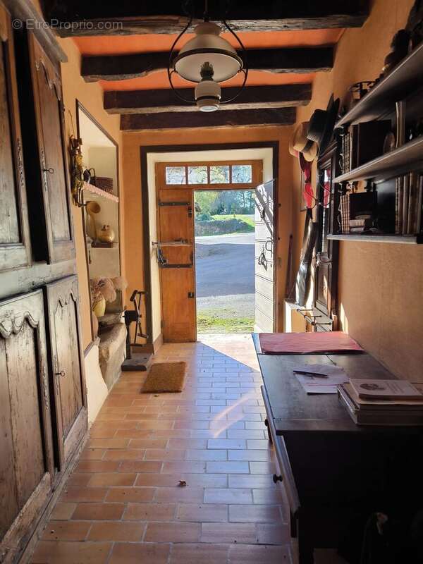 Maison à CHAILLAC-SUR-VIENNE