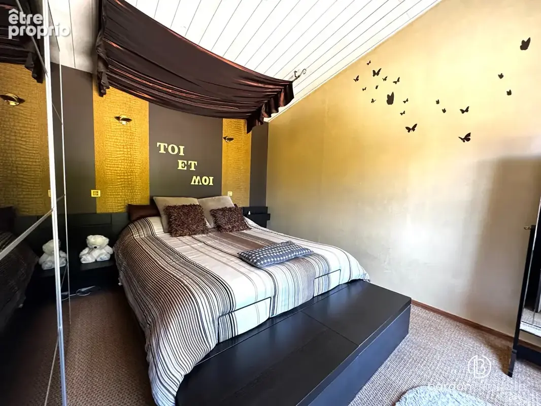 Maison 11 pièces -  208 m² - À seulement 1km des commodités de Challans - photo 9