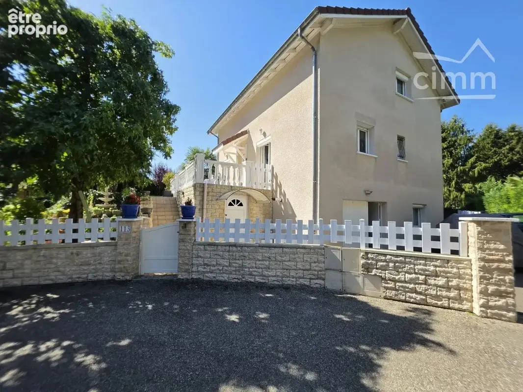 Villa individuelle de 149 m² avec piscine, espace indépendant et jardin arboré de 750 m² - photo 15