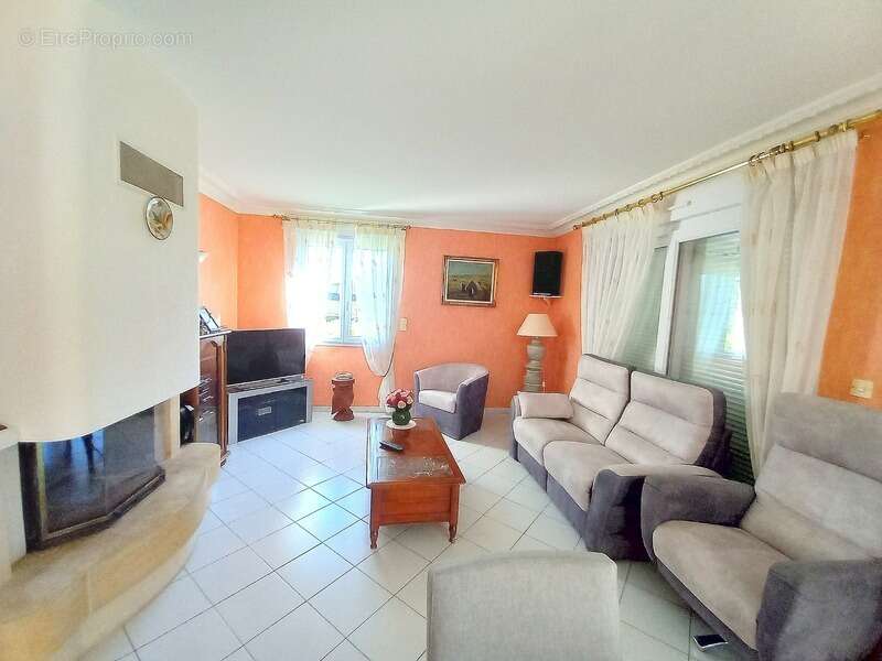 Maison à BONCHAMP-LES-LAVAL