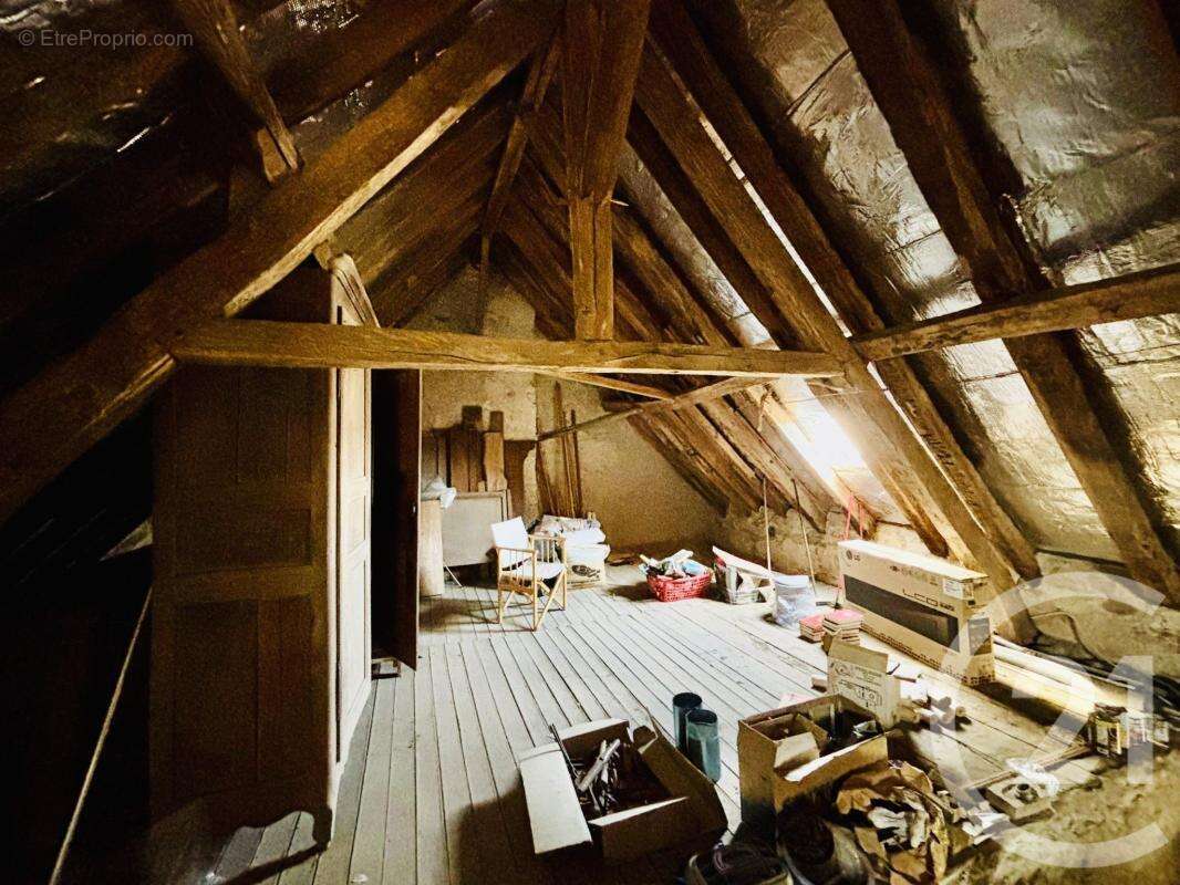 Maison à LA PORCHERIE