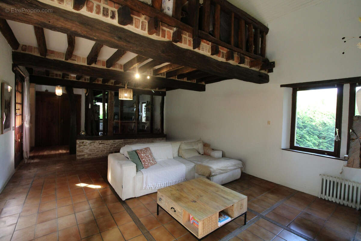 A vendre Dpt Eure (27) proche Pacy sur Eure chaumière 120 m2 sur terrain de 1 615 m2 - photo 3