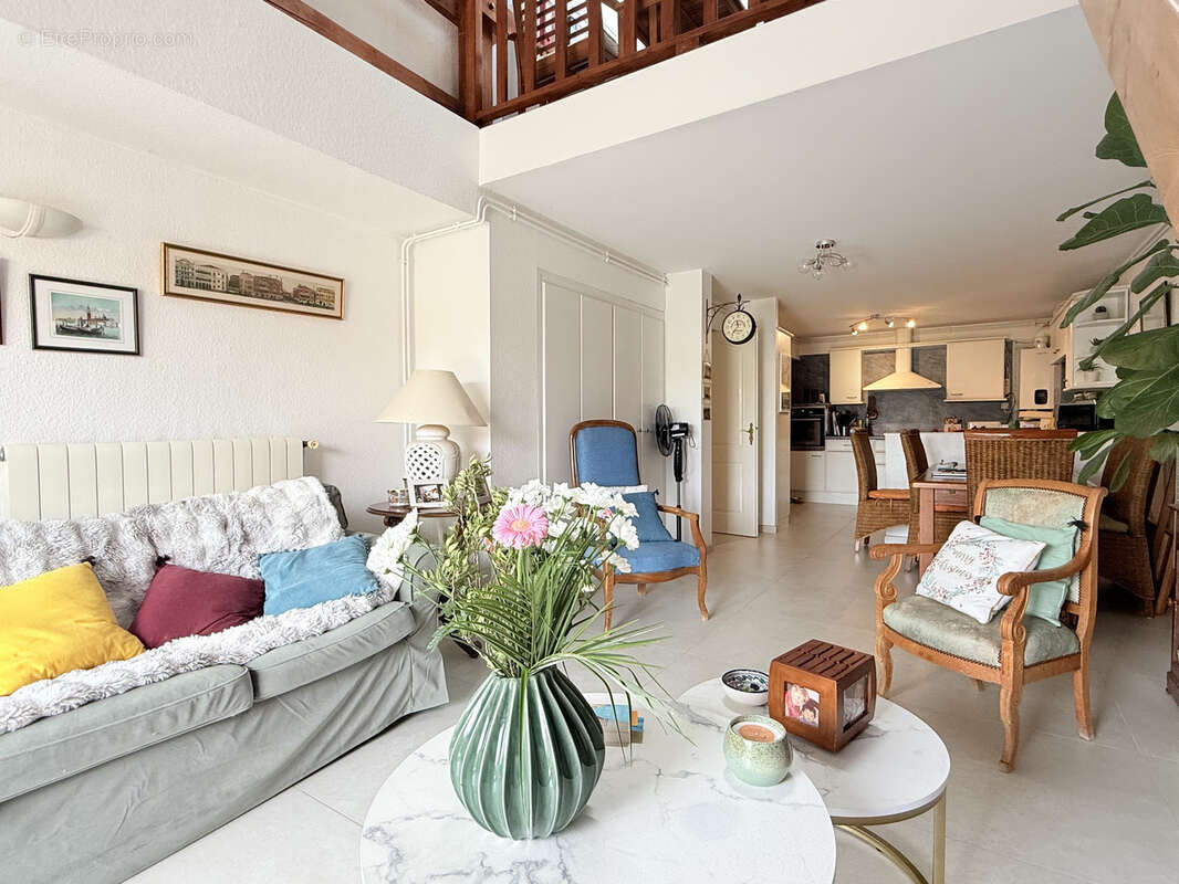 Appartement à MARLY