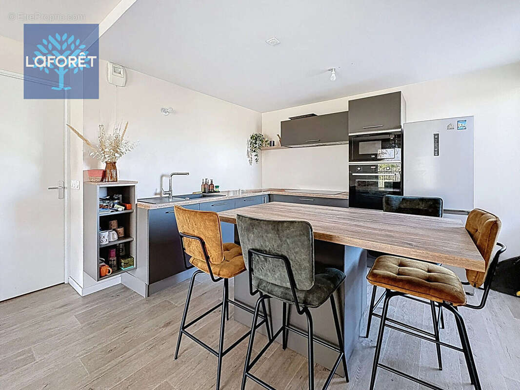 Appartement à VAULX-EN-VELIN