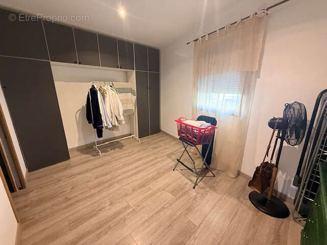 Appartement à LA VALETTE-DU-VAR