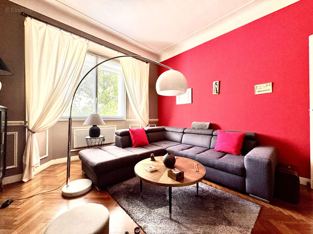 Appartement à MARSEILLE-8E