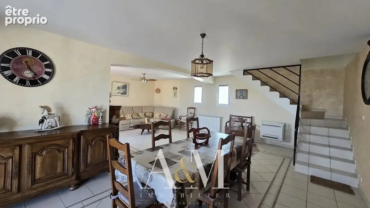 À VENDRE – Belle maison familiale avec piscine à Uchaud - photo 4