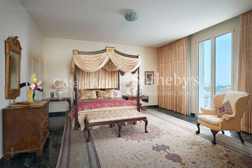 Maison à ROQUEBRUNE-CAP-MARTIN