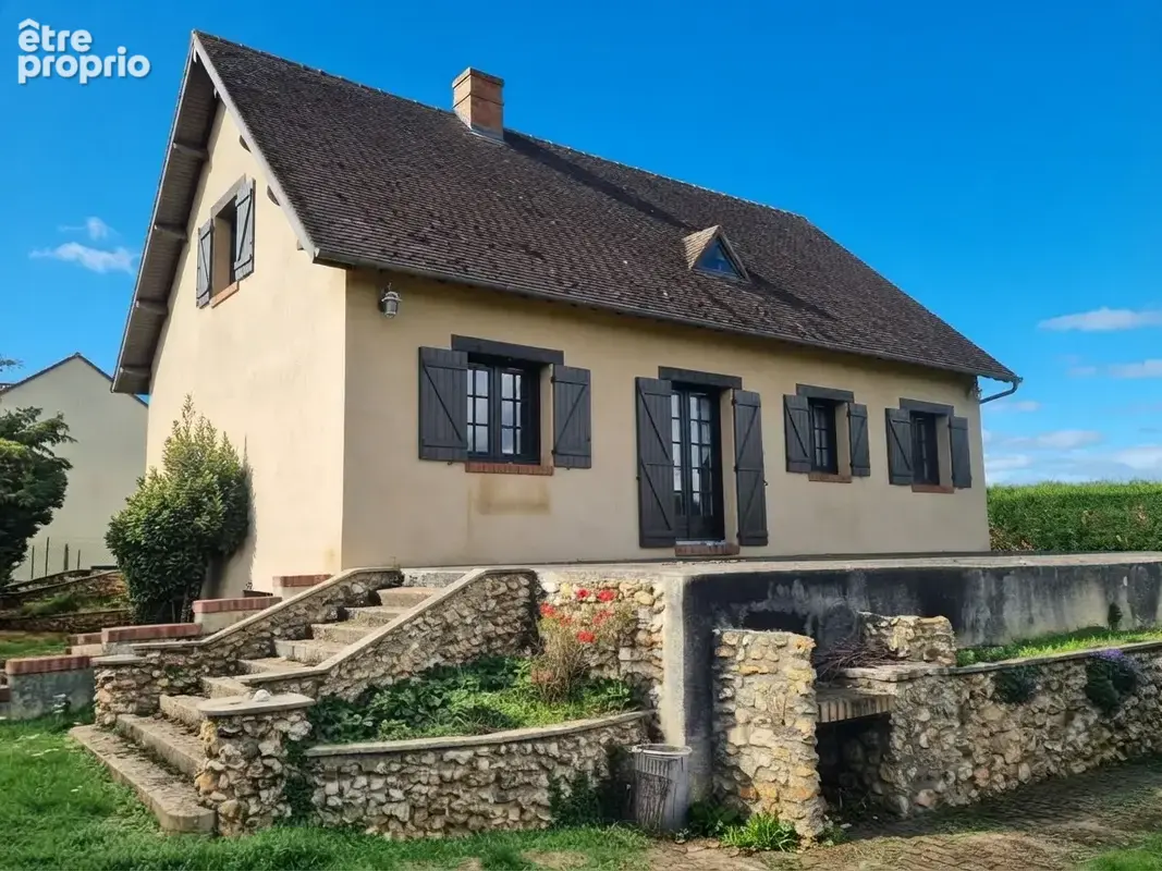 Maison à COURDEMANCHE