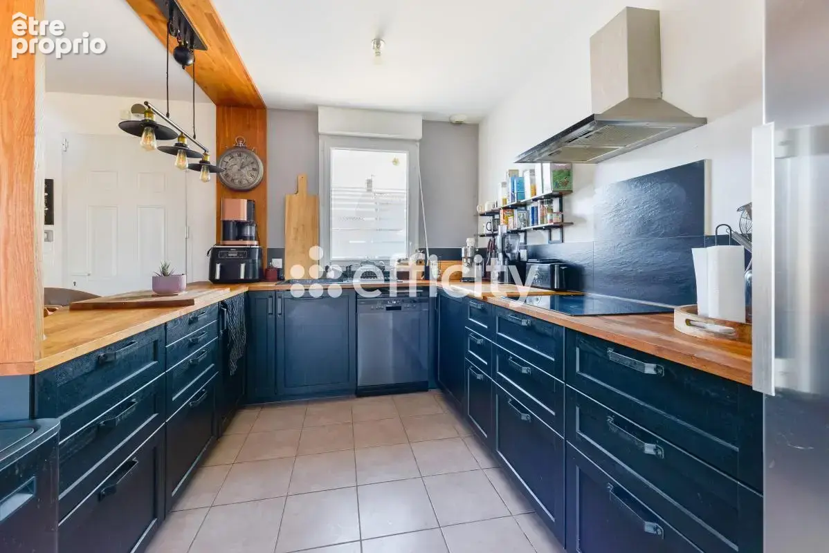 Maison 5 pièces 103 m² à vendre à Pont-Saint-Martin (44860) - photo 5