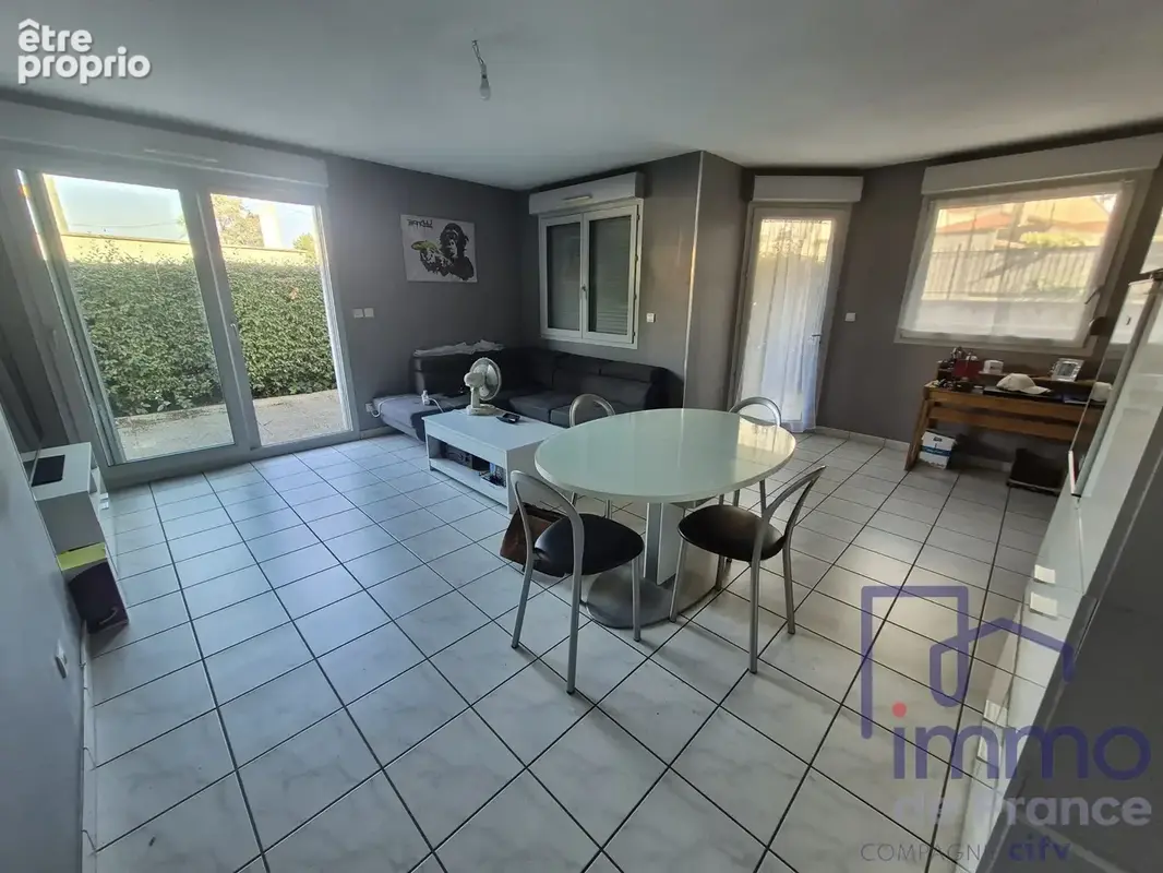 Photo Appartement à Rive-De-Gier au prix de 175 000€