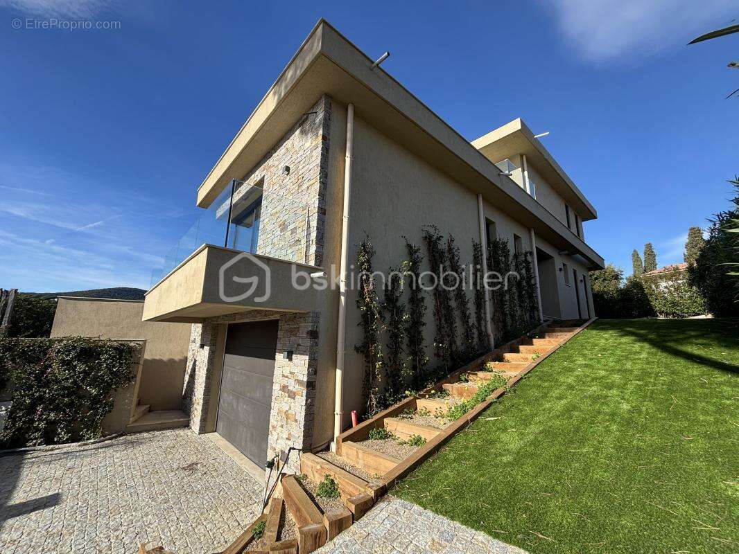 Maison à SAINTE-MAXIME