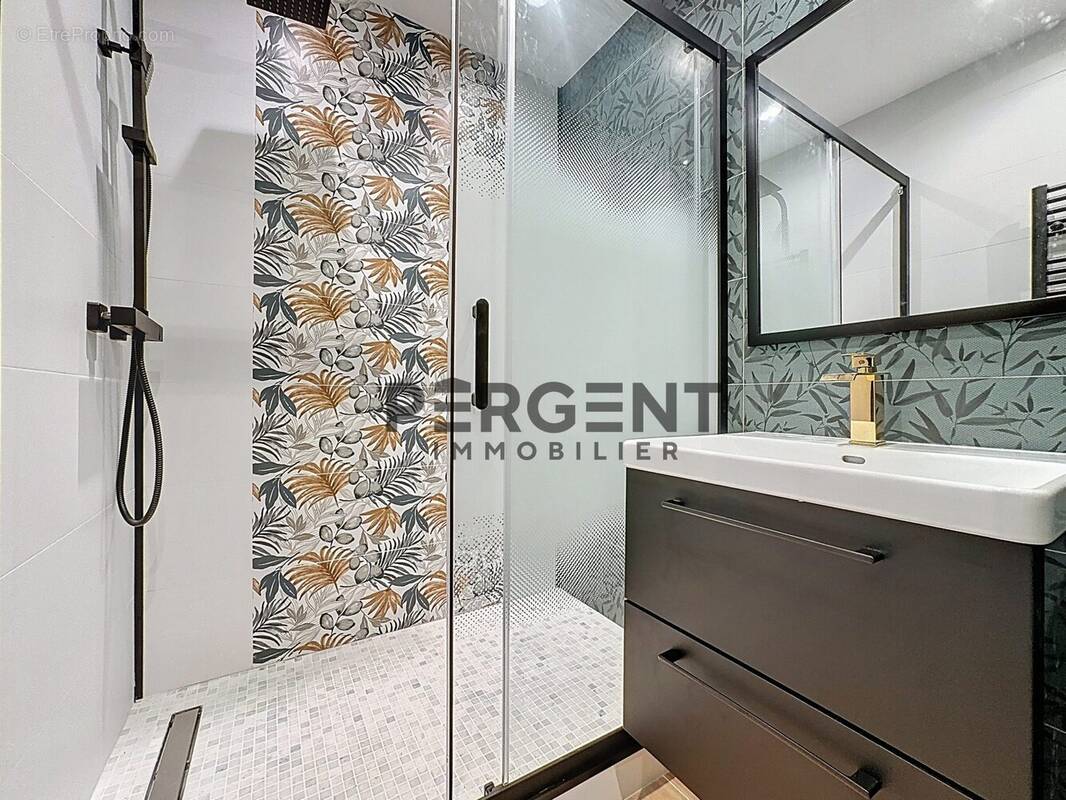 Appartement à CHARLEVILLE-MEZIERES