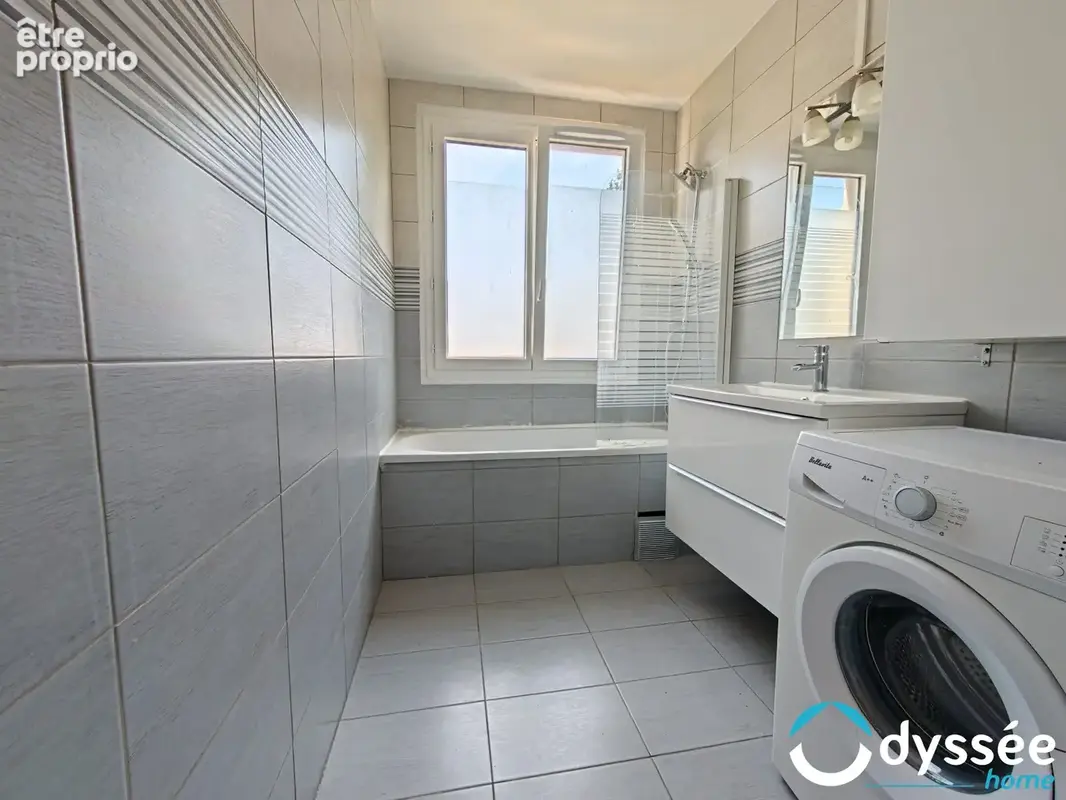 Appartement 4 pièces 74 m² à vendre à Stains (93240) - photo 7