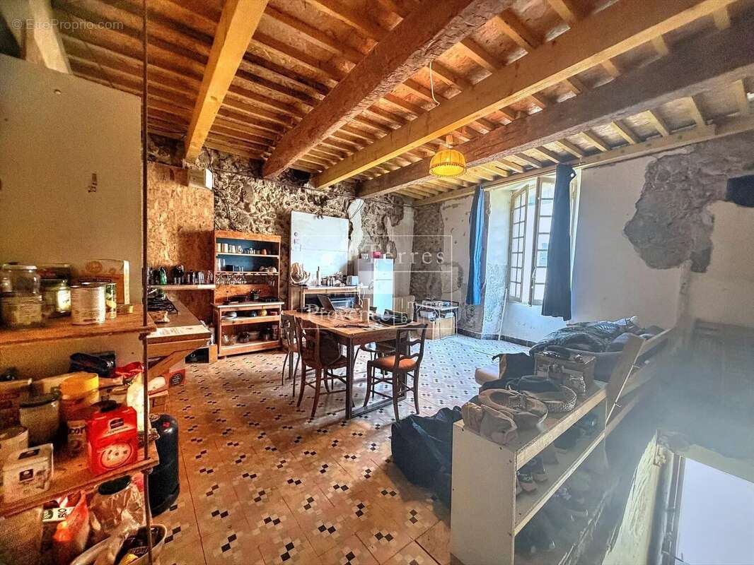 Maison de village à rénover au cœur de Roumoules - photo 3