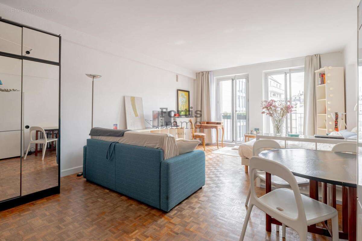 Appartement à PARIS-12E