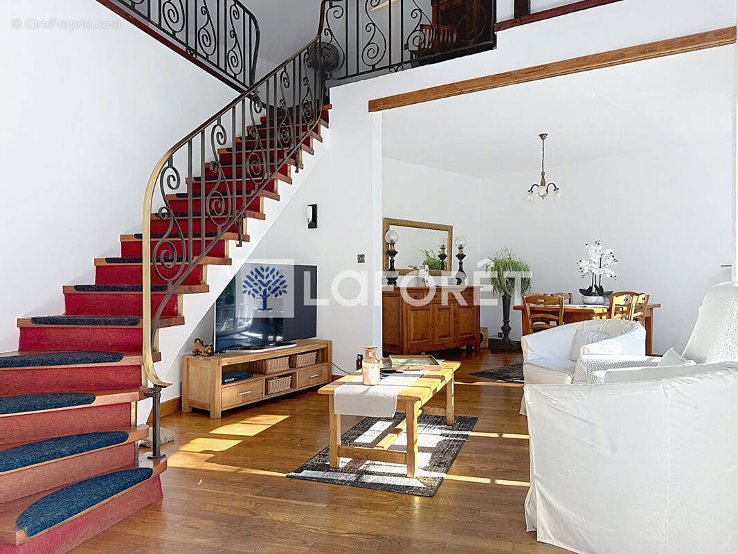 Maison à CHATILLON-SUR-THOUET