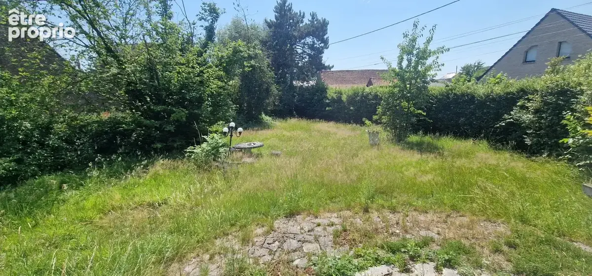 Terrain de 855 m2 avec maison de 45 m² et garage - photo 2