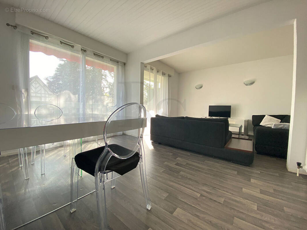 Appartement à BAGNOLES-DE-L&#039;ORNE