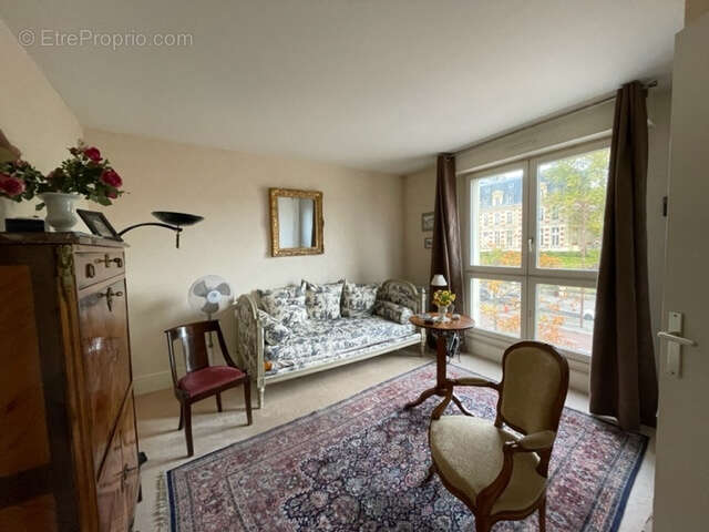 RESIDENCE AVEC SERVICES - Appartement de 3 pièces en vente loué aux Hespérides - photo 3