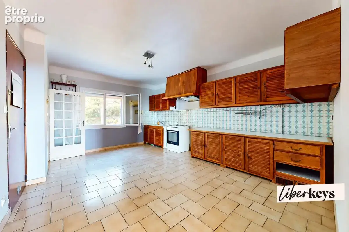 Maison familiale vue sur l'étang, 4 chambres, piscine - photo 7